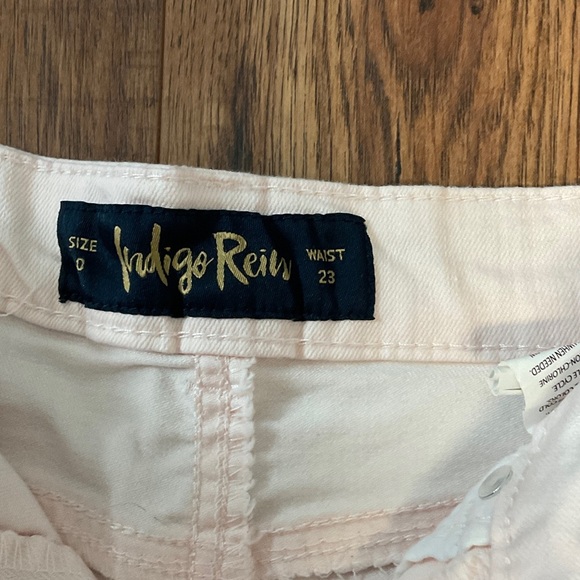 Indigo Rein Women's Light Cream Jean Shorts - Picture 2 of 3